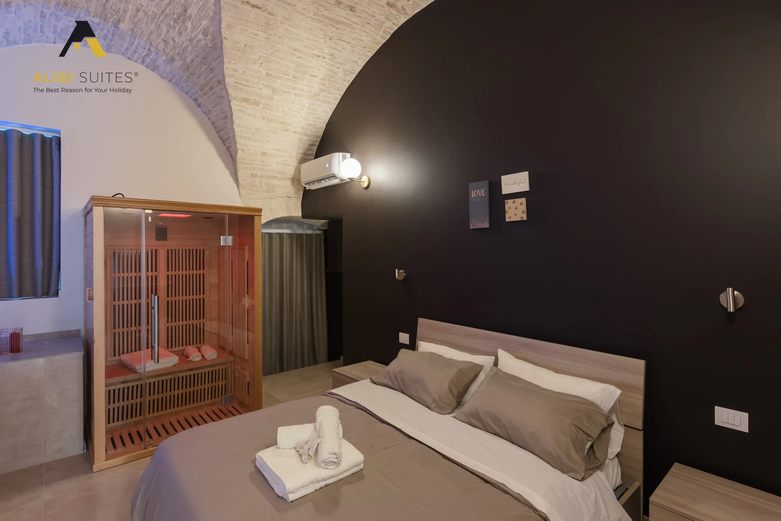 alibi suites-465-HDR